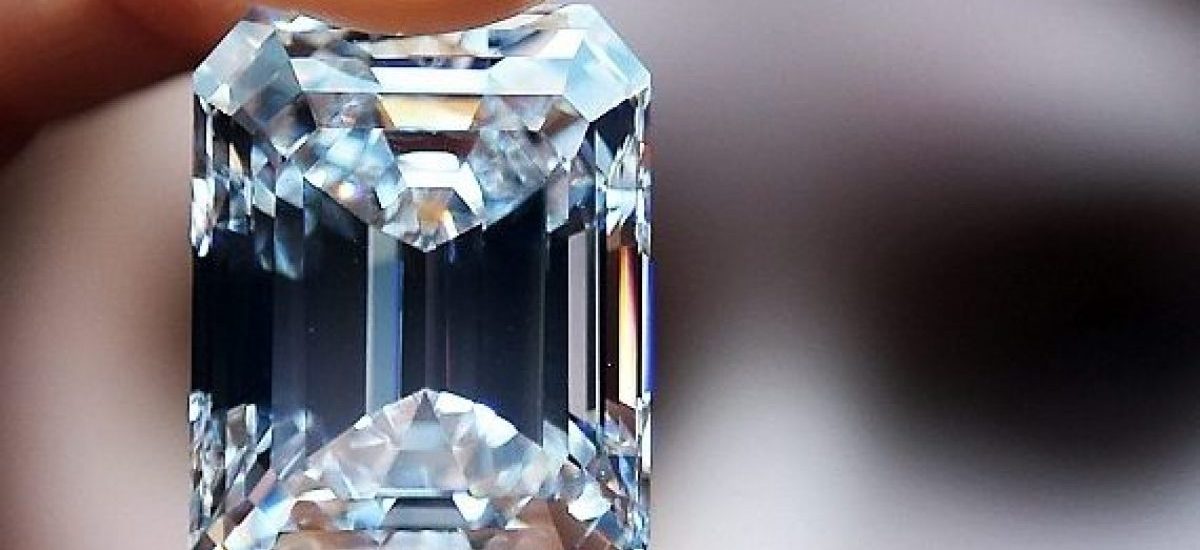 A Sparkling Investment: Your Guide to Buying Diamonds